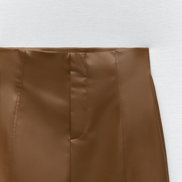ZARA FAUX LEATHER MINI SKIRT - Picture 3 of 3